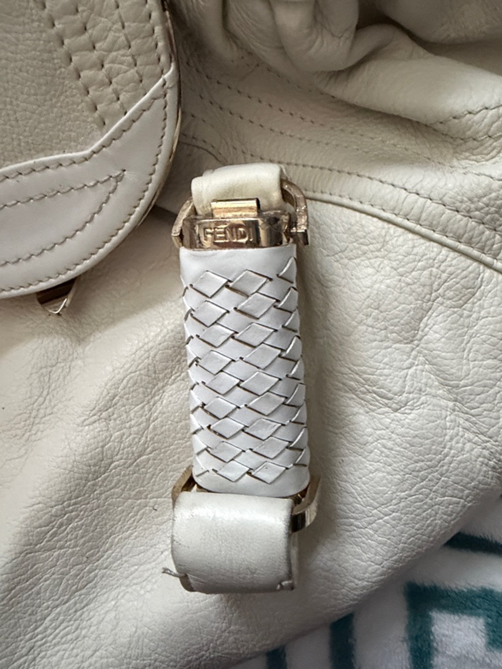 Fendi Spy White Leather Purse 👜. Made in Italy. - Picture 10 of 12